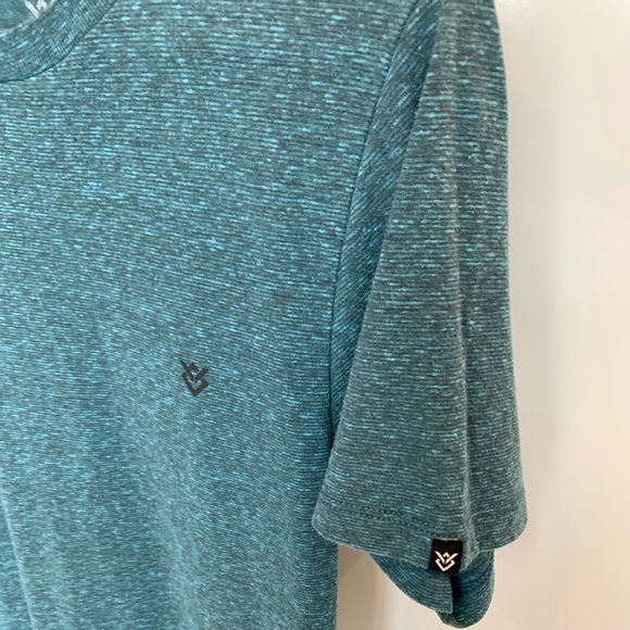 Veece Tee - Picture 3 of 5